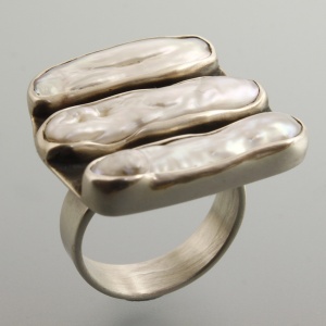 pierścionek z perłami (ID2058)